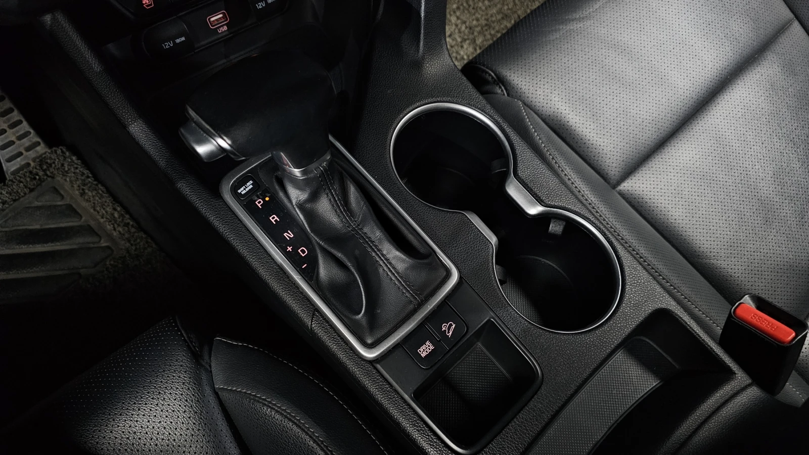 Kia Sportage 2.0 2WD PRESTIGE autogeorge.com, снимка 8 - Автомобили и джипове - 54137914