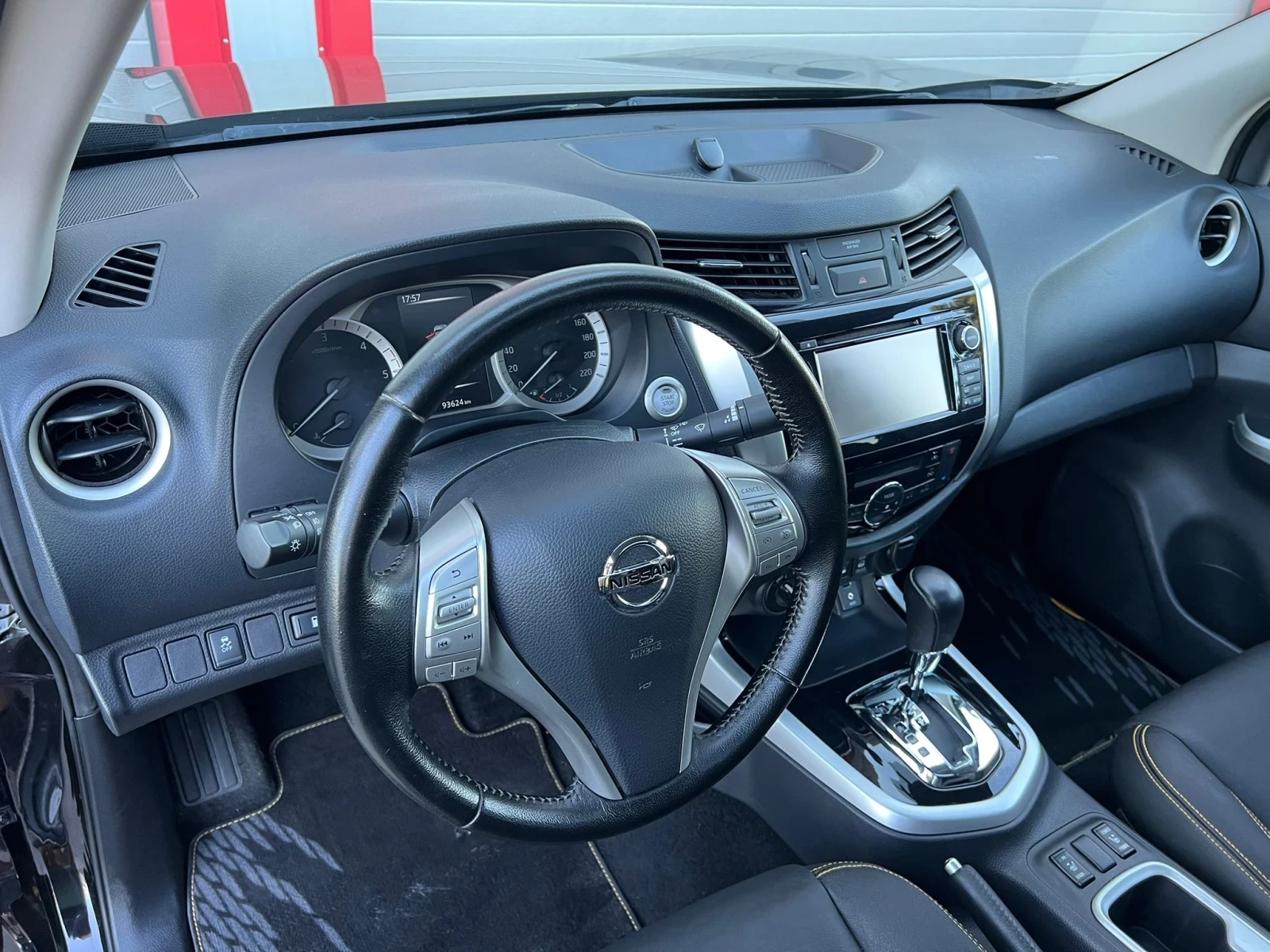 Nissan Navara 2.3D TEKNA BLACK EDITION AUTOMATIK NAVI 360KAMERA  | Mobile.bg � ����������� 13