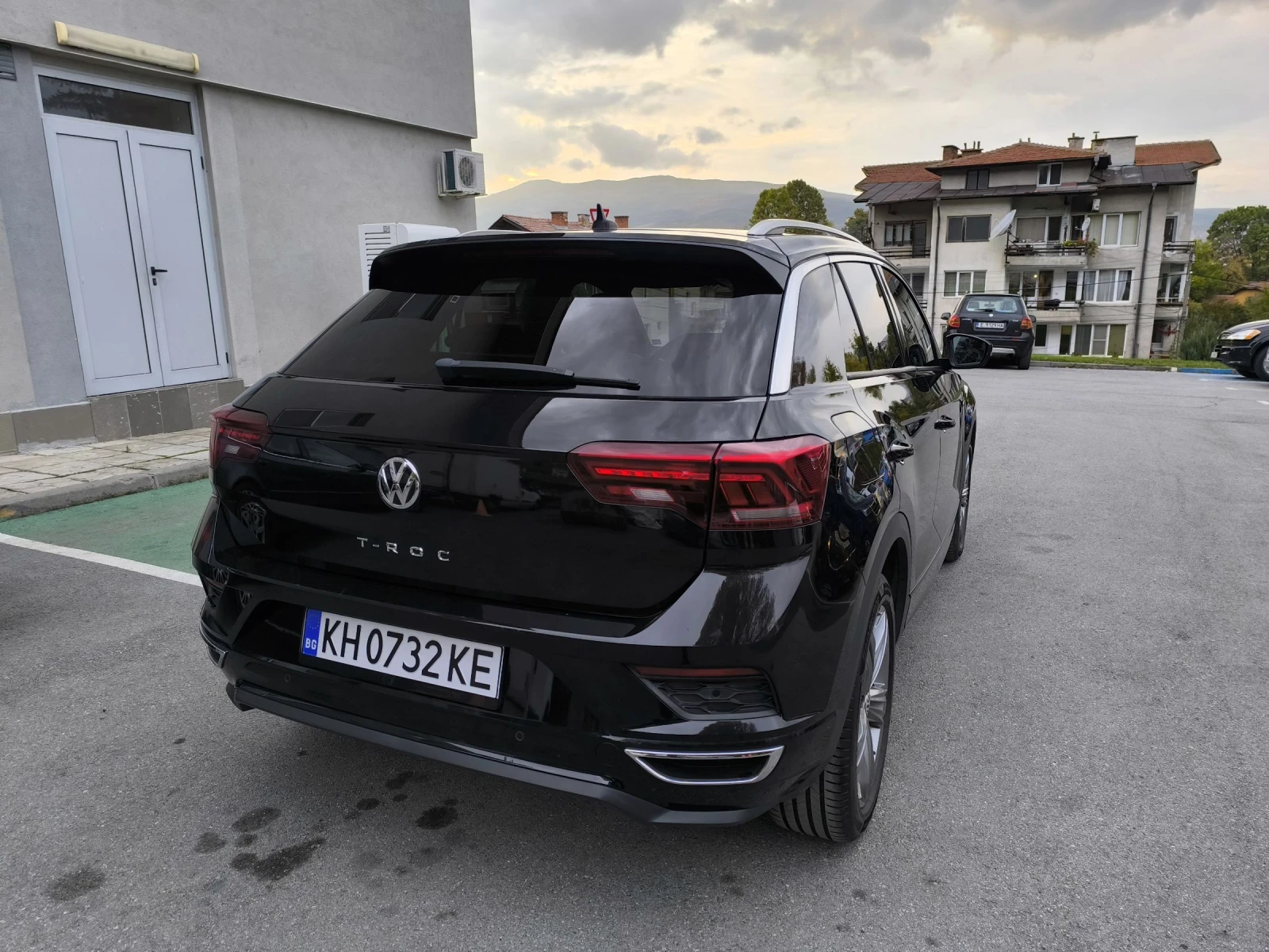 VW T-Roc Wolcvagen t-roc R-line, снимка 10 - Автомобили и джипове - 54513970