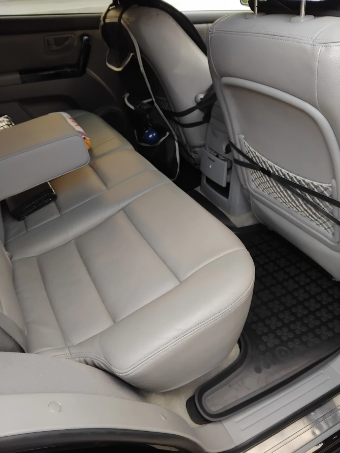 Kia Sorento 2.5CRDI, снимка 11 - Автомобили и джипове - 55225030