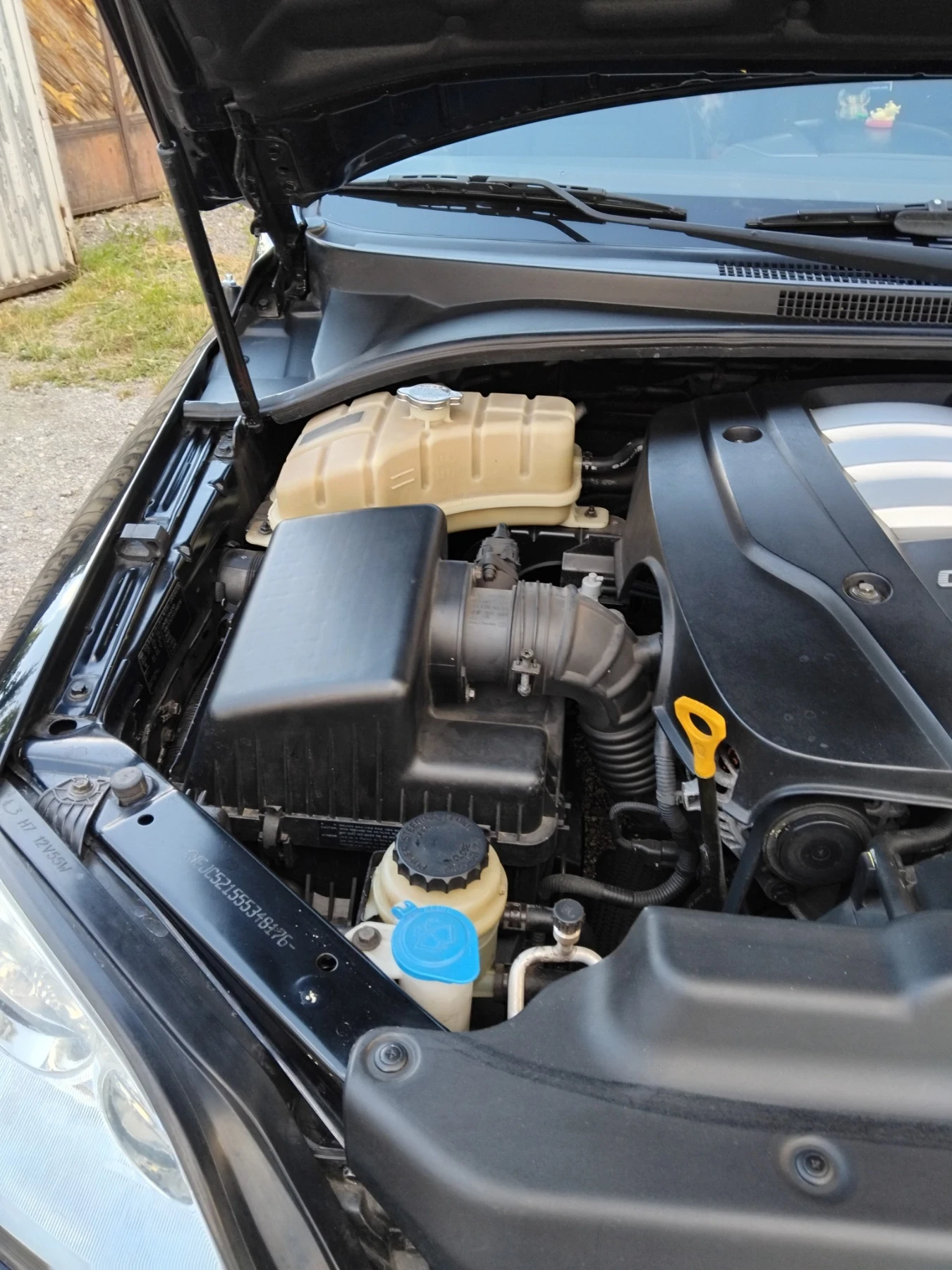 Kia Sorento 2.5CRDI, снимка 14 - Автомобили и джипове - 55225030