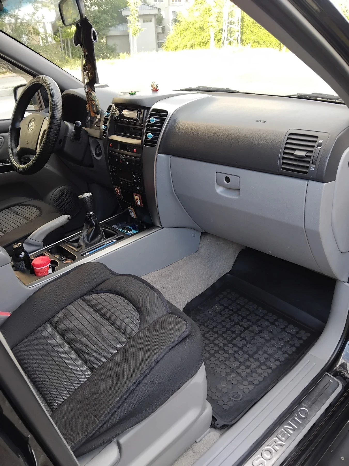 Kia Sorento 2.5CRDI, снимка 9 - Автомобили и джипове - 55225030