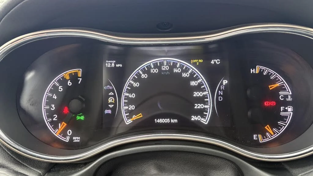Jeep Grand cherokee SUMMIT* 5.7 HEMI* DIS* HARMAN* ОБДУХ* PANO* КРАЙНА, снимка 12 - Автомобили и джипове - 55328763