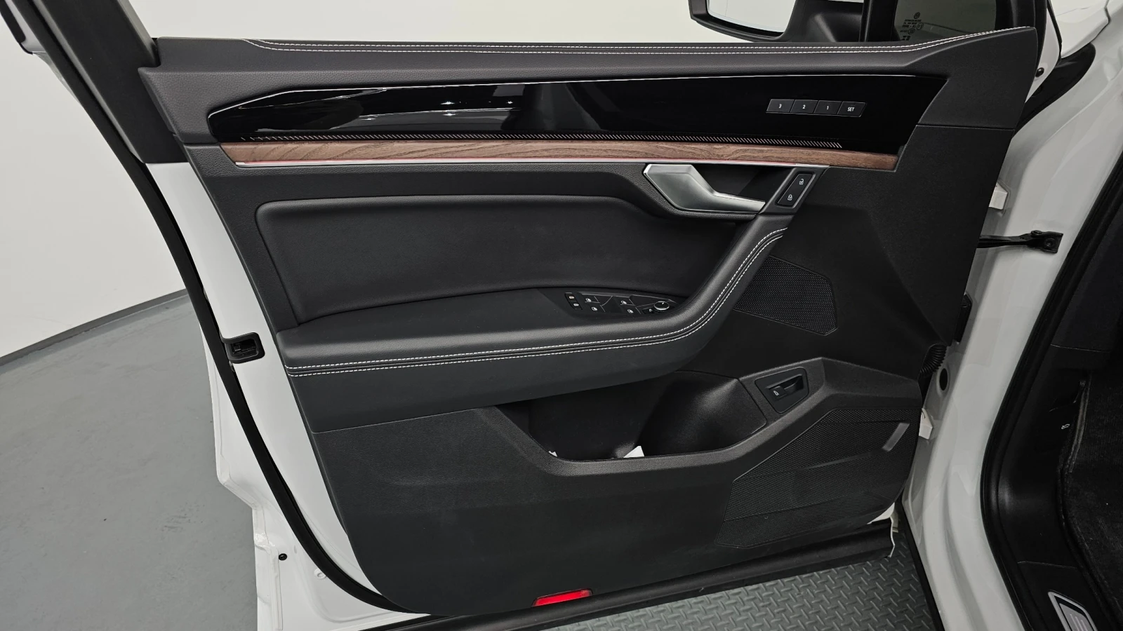 VW Touareg 3.0TDI| HUD| 360| PANO| �����| 2 �����|  | Mobile.bg � ����������� 14