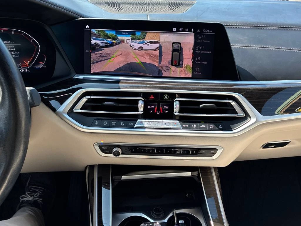 BMW X7 xDrive40i * ДИСТРОНИК * ЛАЗЕРИ * SKY LOUNGE , снимка 10 - Автомобили и джипове - 55478089