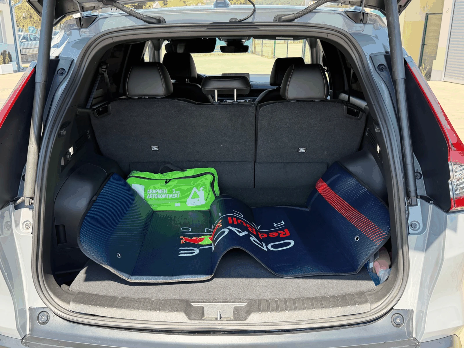 Honda Cr-v 2.0 I-MMD, снимка 14 - Автомобили и джипове - 55674162