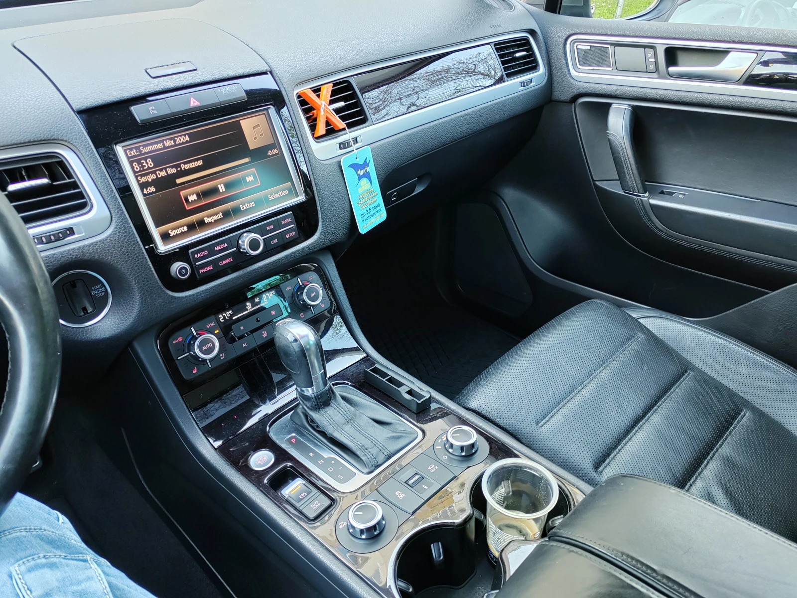 VW Touareg, снимка 11 - Автомобили и джипове - 55803657