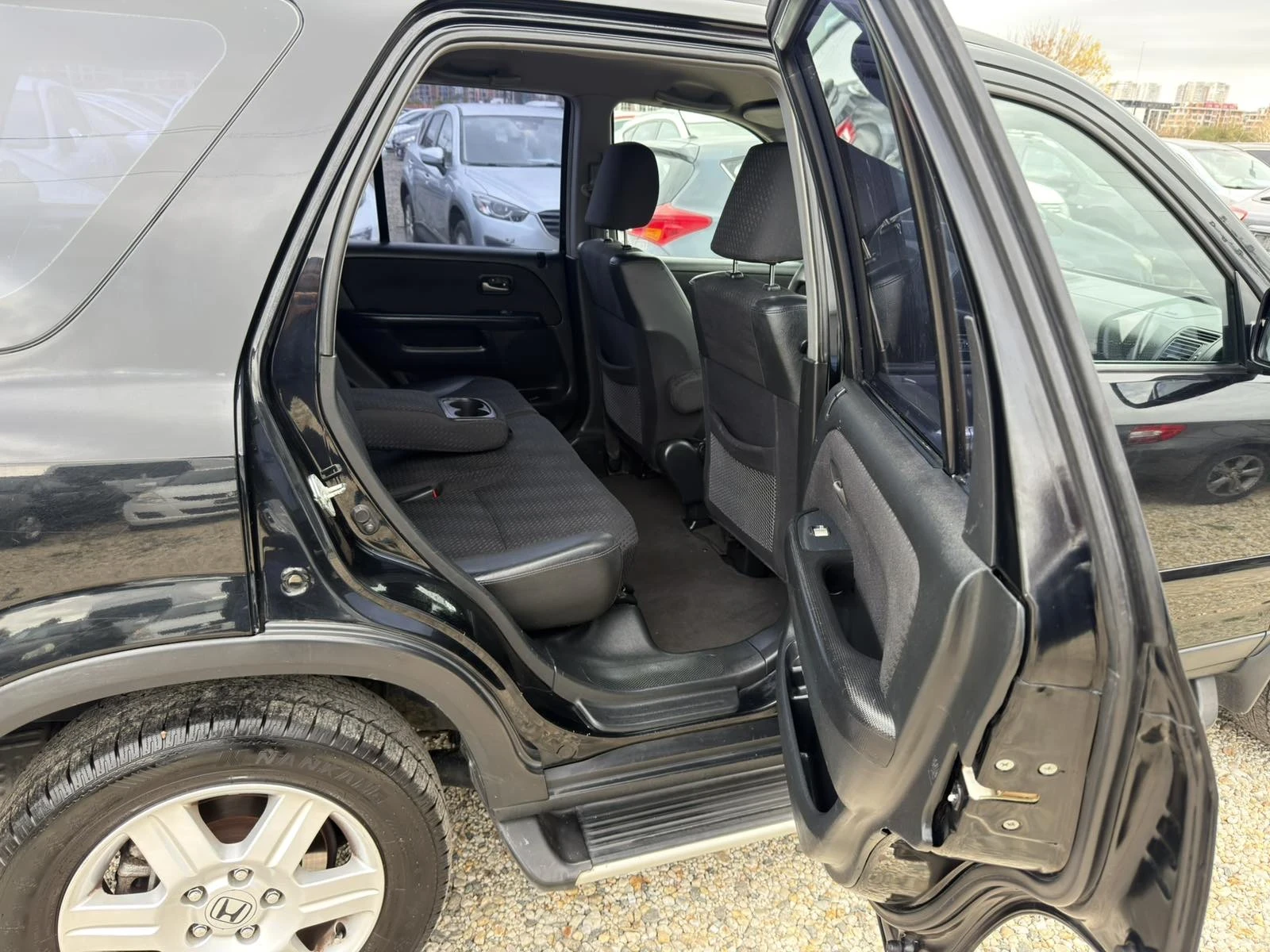 Honda Cr-v 2.0i Swiss, снимка 14 - Автомобили и джипове - 56706814