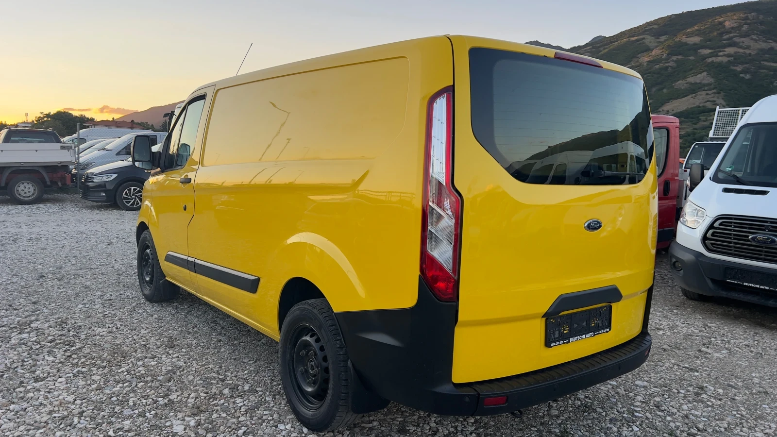 Ford Transit Custom 2.0 евро 6 170 коня, снимка 4 - Бусове и автобуси - 55162967