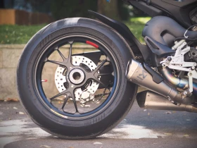 Ducati Streetfighter V4S, снимка 2