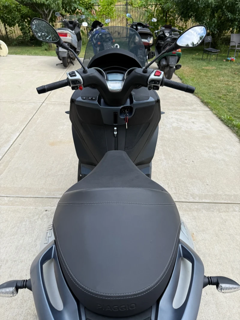 Piaggio Mp3 LT 2021 300i, снимка 8 - Мотоциклети и мототехника - 51219814