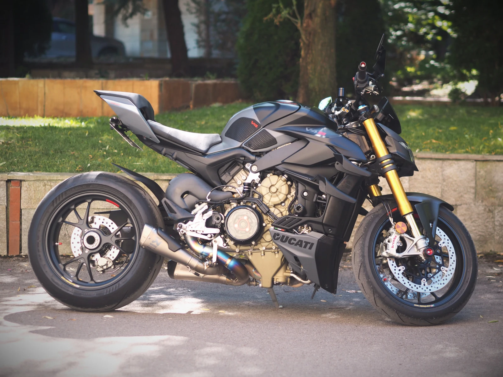 Ducati Streetfighter V4S