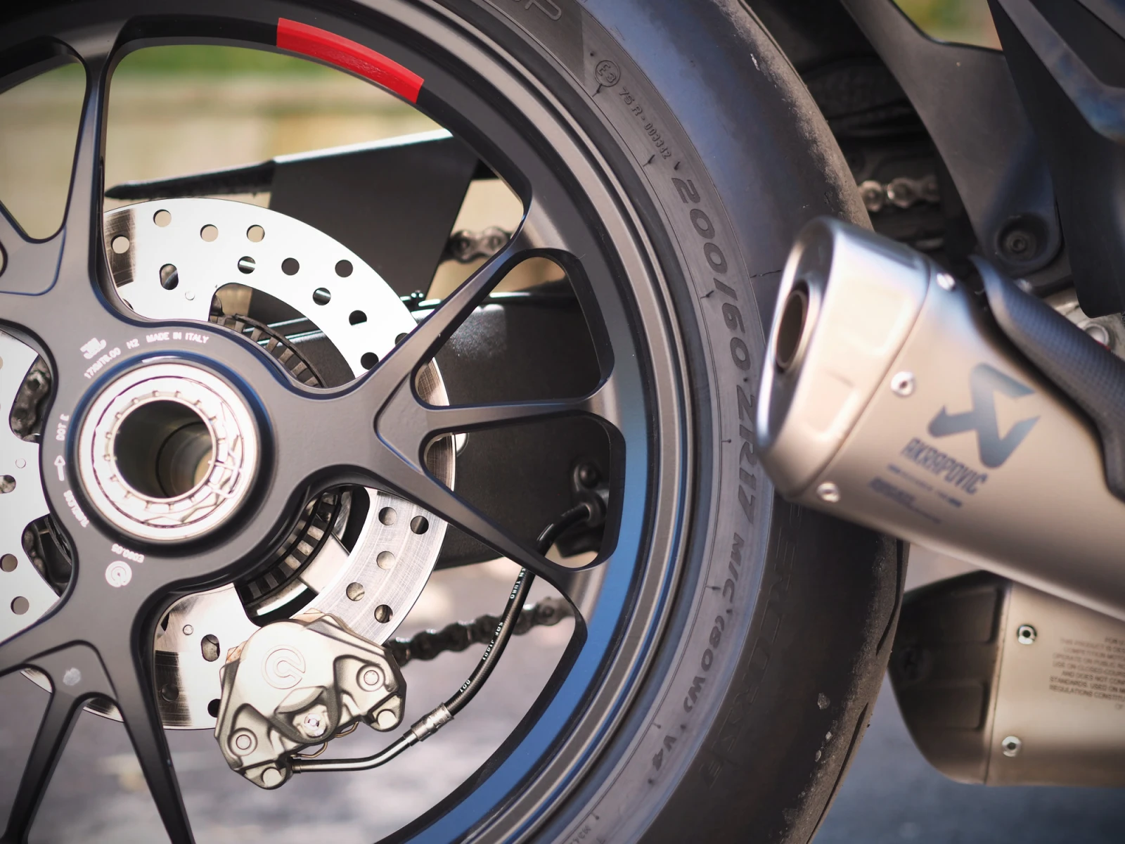 Ducati Streetfighter V4S, снимка 4 - Мотоциклети и мототехника - 55962412