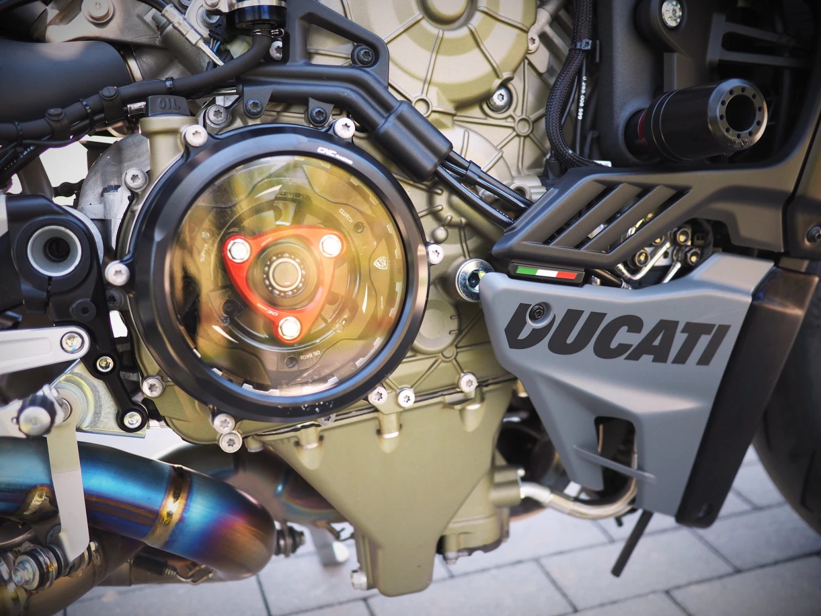 Ducati Streetfighter V4S, снимка 15 - Мотоциклети и мототехника - 55962412