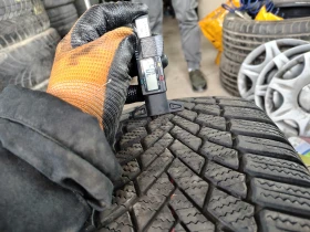 Гуми Зимни 225/45R18, снимка 3