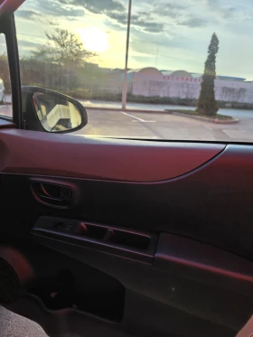 Toyota Yaris, снимка 12