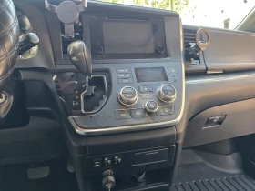 Toyota Sienna SE, снимка 11