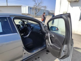 Opel Astra J - 3200 € / 6258.66 лв. - 21380954 9