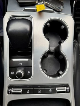 Kia Stinger 2018/HUD/360/PANO/PODGREV/CARFAX - 15800 € / 30902.11 лв. - 12511128 13