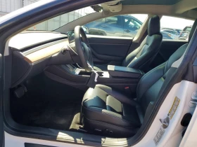 Tesla Model 3 - 14000 € / 27381.62 лв. - 98129748 7