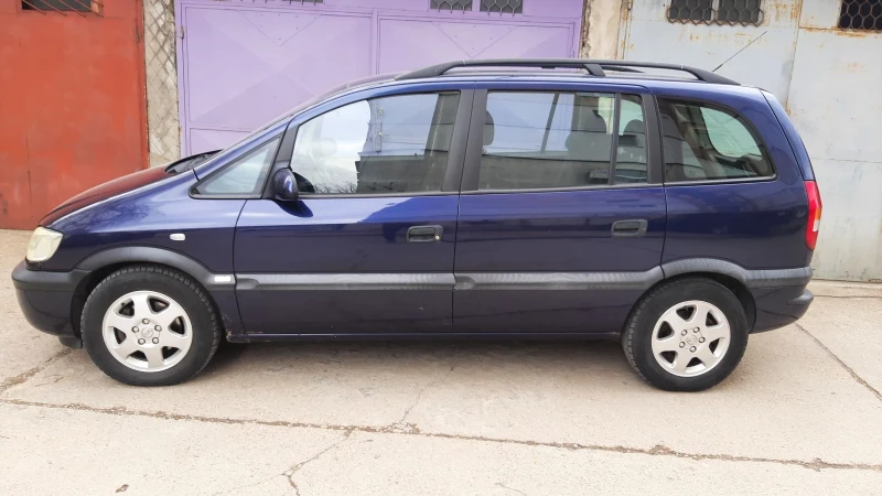 Opel Zafira Elegance, снимка 3 - Автомобили и джипове - 48678734