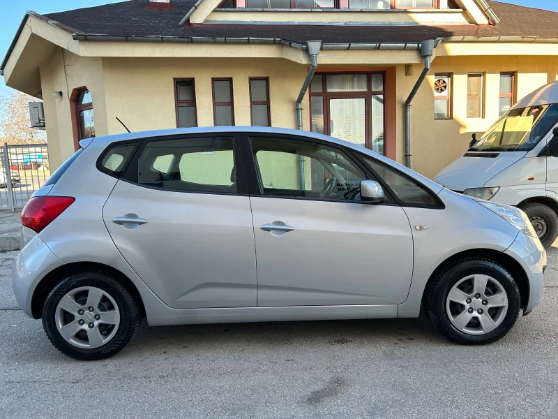 Kia Venga 1.4i 90k.c., снимка 4 - Автомобили и джипове - 48851687