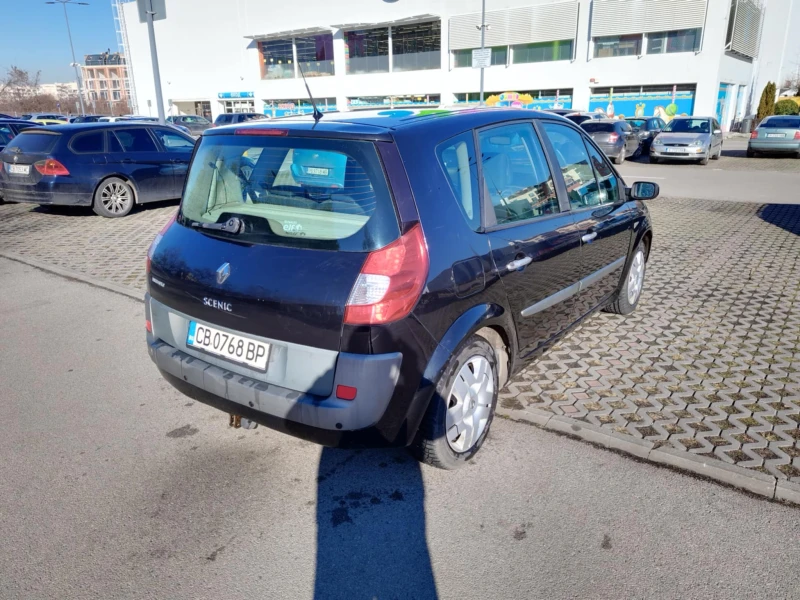 Renault Scenic, снимка 2 - Автомобили и джипове - 49221677