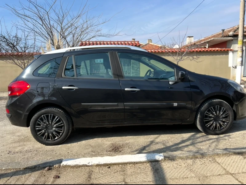 Renault Clio, снимка 6 - Автомобили и джипове - 49516564