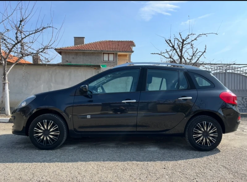 Renault Clio, снимка 5 - Автомобили и джипове - 49516564