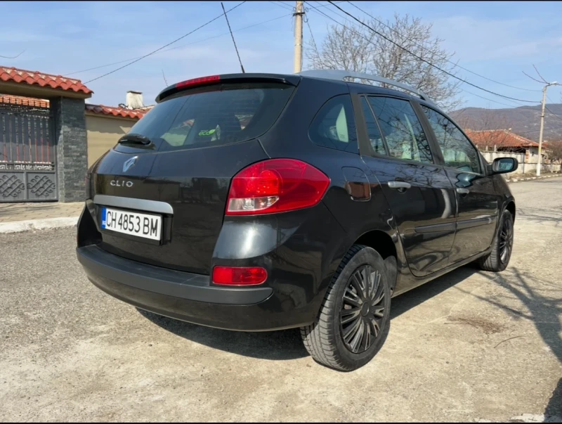 Renault Clio, снимка 8 - Автомобили и джипове - 49516564