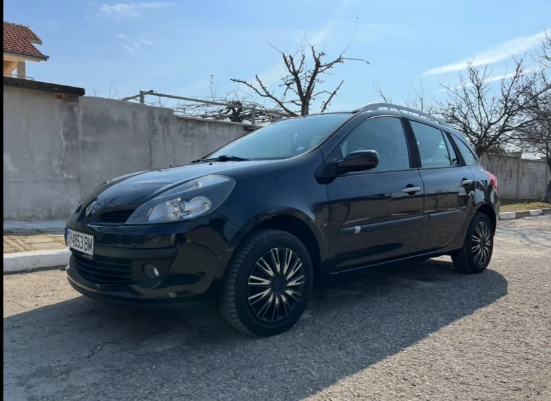 Renault Clio, снимка 2 - Автомобили и джипове - 49516564