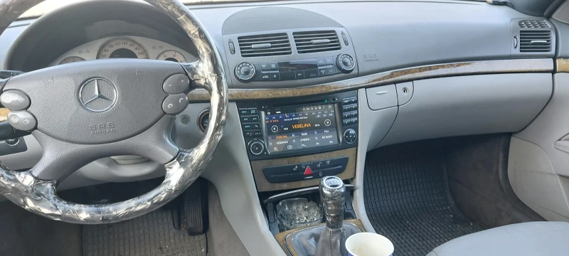 Mercedes-Benz E 220 220CdiEVO, снимка 8 - Автомобили и джипове - 51599901