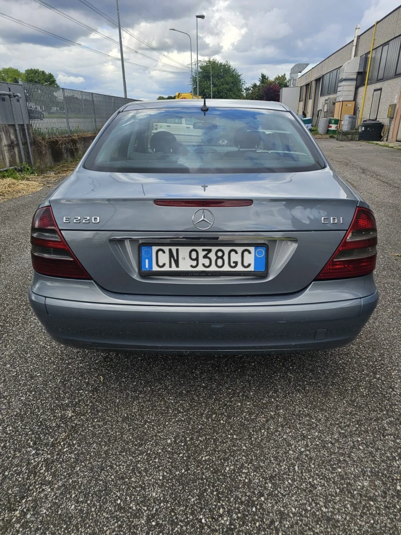 Mercedes-Benz E 220 220CdiEVO, снимка 2 - Автомобили и джипове - 51599901
