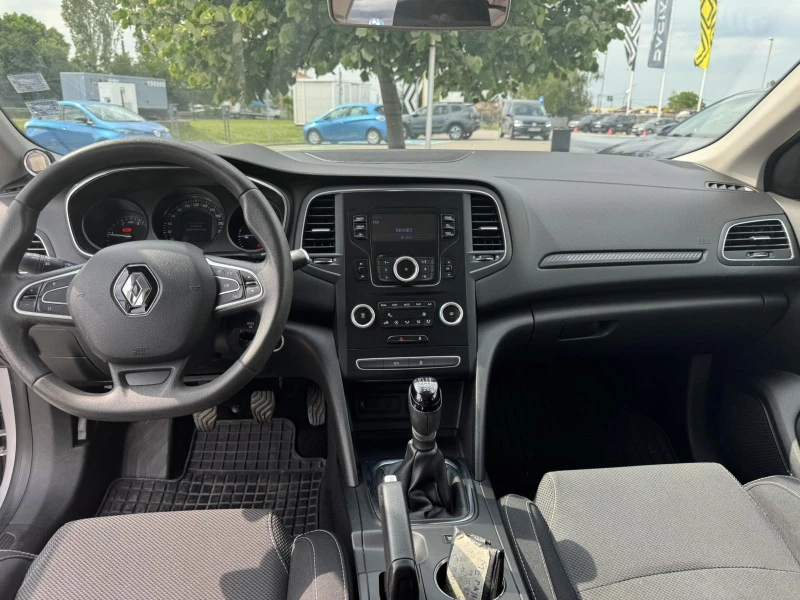 Renault Megane 1.5DCI, снимка 14 - Автомобили и джипове - 51189952