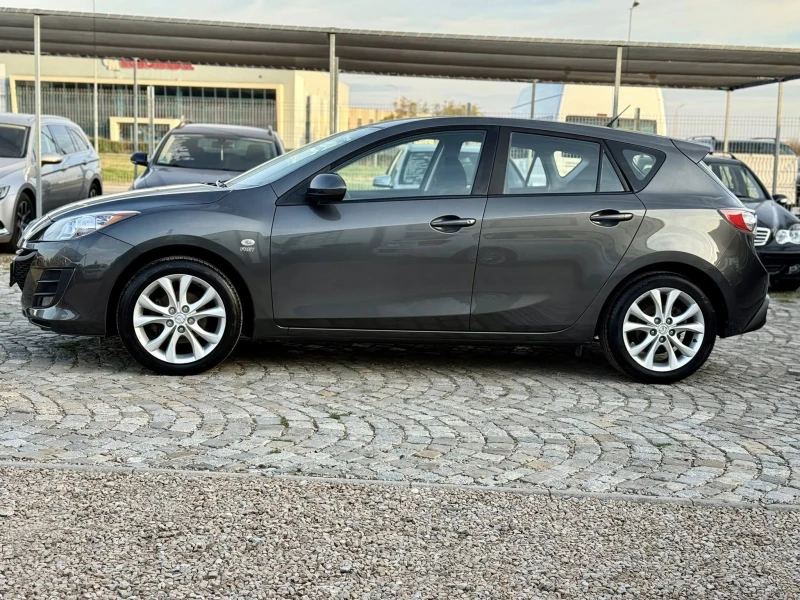 Mazda 3 1.6, снимка 2 - Автомобили и джипове - 52207614