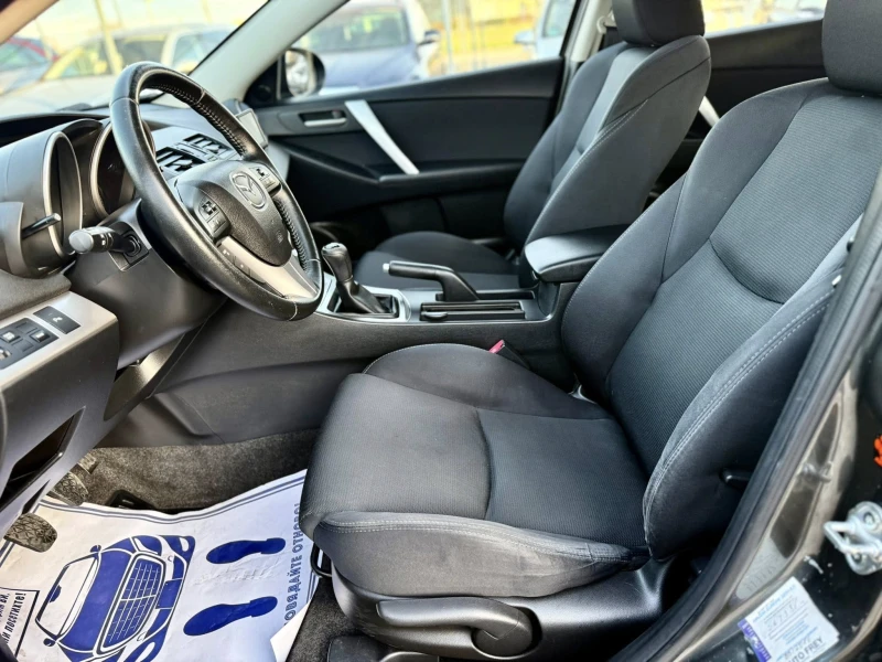 Mazda 3 1.6, снимка 9 - Автомобили и джипове - 52207614