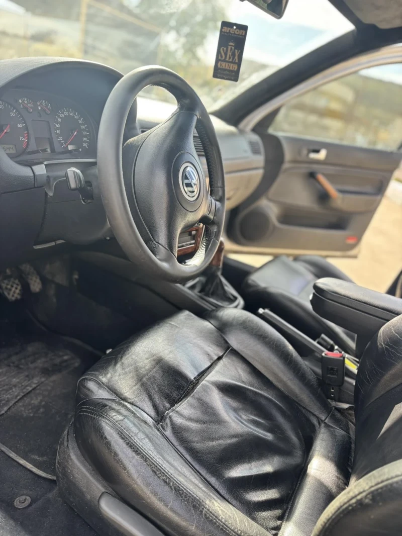 VW Golf VR6, снимка 6 - Автомобили и джипове - 52632892