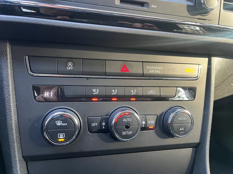 Seat Leon ПЕРФЕКТНА , снимка 17 - Автомобили и джипове - 52846505