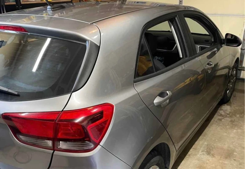 Kia Rio * LX+ IVT * CARFAX * ЦЕНА ДО БГ, снимка 4 - Автомобили и джипове - 52935097