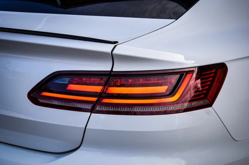 VW Arteon 2.0 Tsi R-Line, снимка 7 - Автомобили и джипове - 53055758