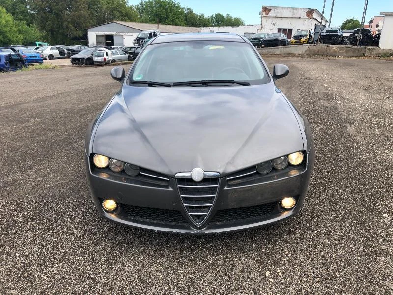 Alfa Romeo 159 sportwagon 1.9 JTS 160кс, снимка 1 - Автомобили и джипове - 32914446