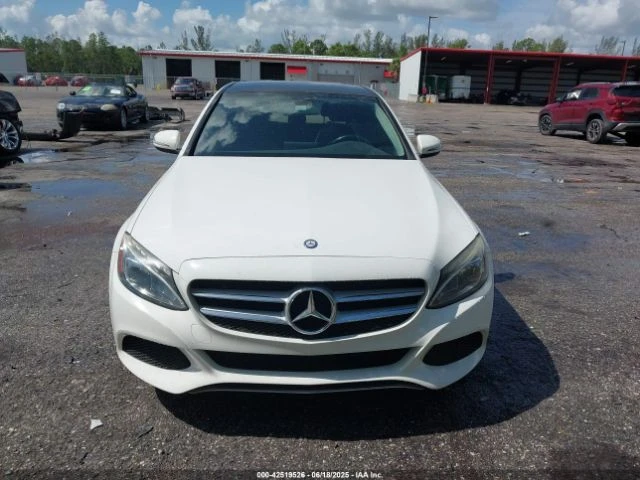 Mercedes-Benz C 300 BURMESTER* ПОДГРЕВ* КАМЕРА* КЕЙЛЕС* LANE* ASSIST - изображение 7