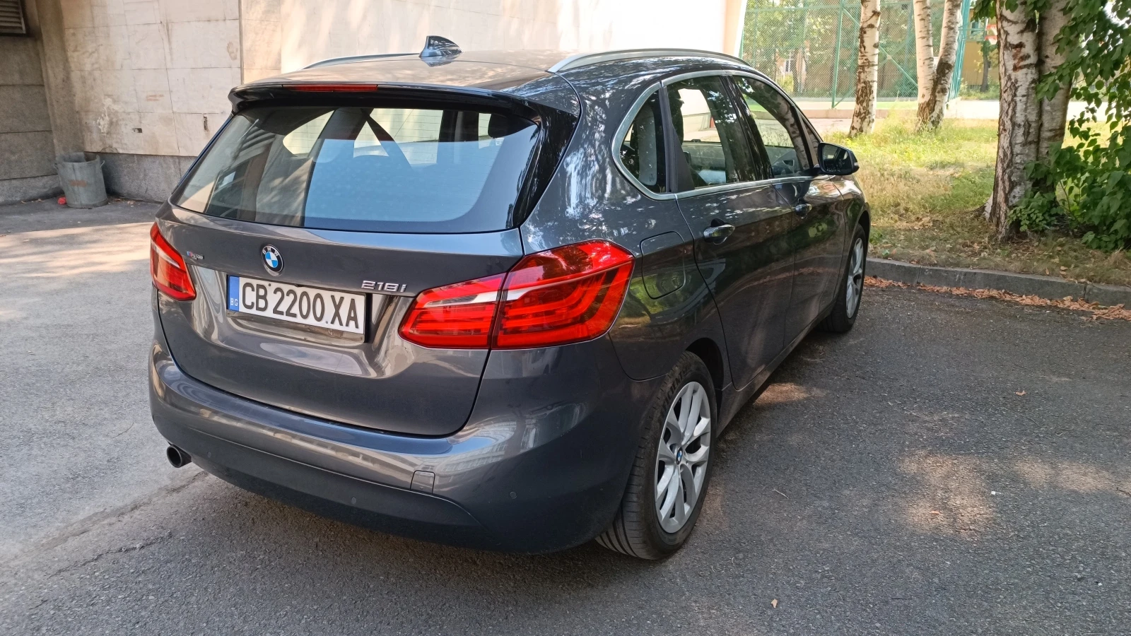 BMW 2 Active Tourer 218i - изображение 2