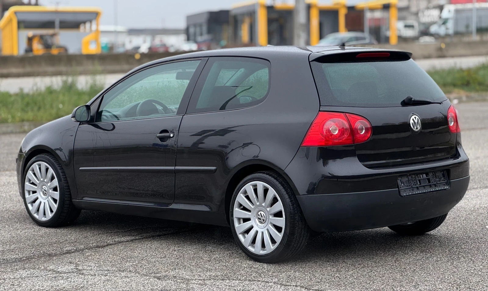 VW Golf 1.6i * Климатроник*  - изображение 4