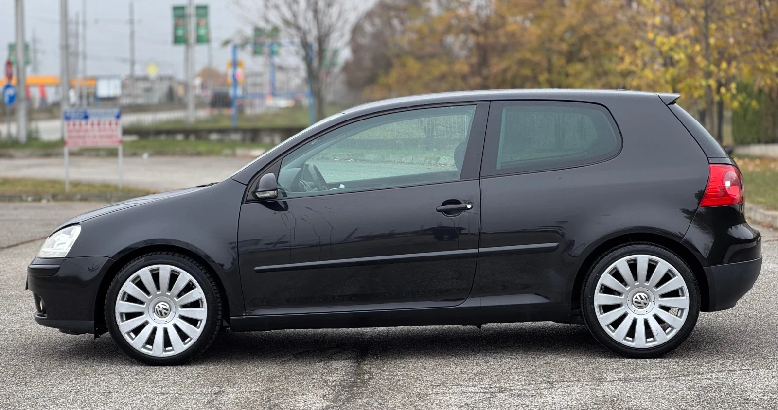 VW Golf 1.6i * Климатроник*  - изображение 7