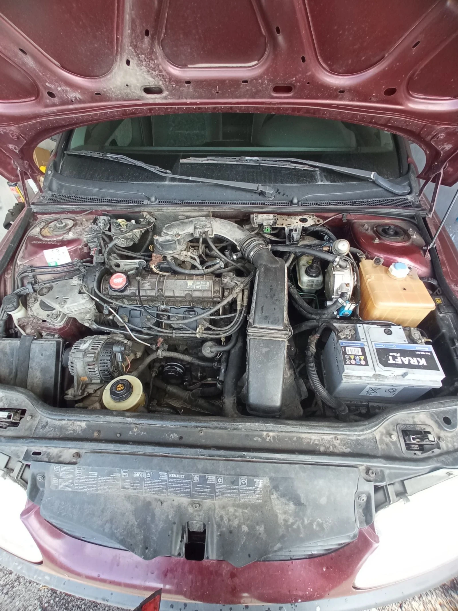 Renault Laguna 1.8 - изображение 4