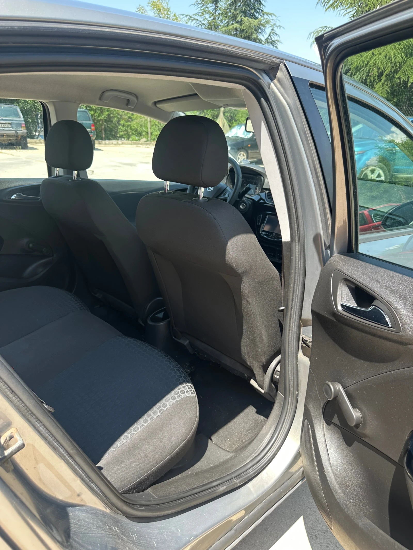 Opel Corsa 1.2i Cosmo - изображение 8