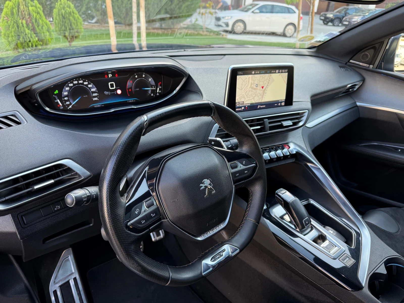 Peugeot 3008 GT/FullLED/Pano/Assist/360/KEYGO | Mobile.bg   10