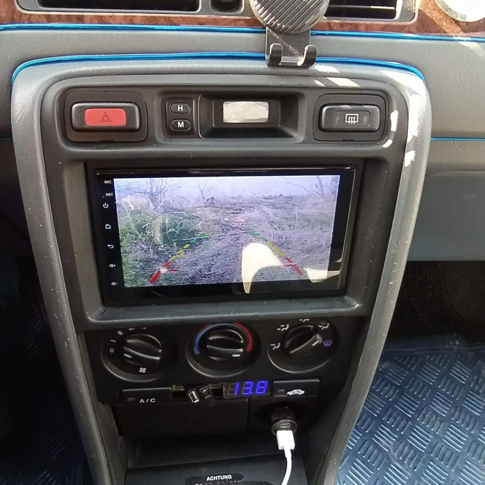 Honda Civic 1, 4 is автоматик , снимка 7 - Автомобили и джипове - 53827573