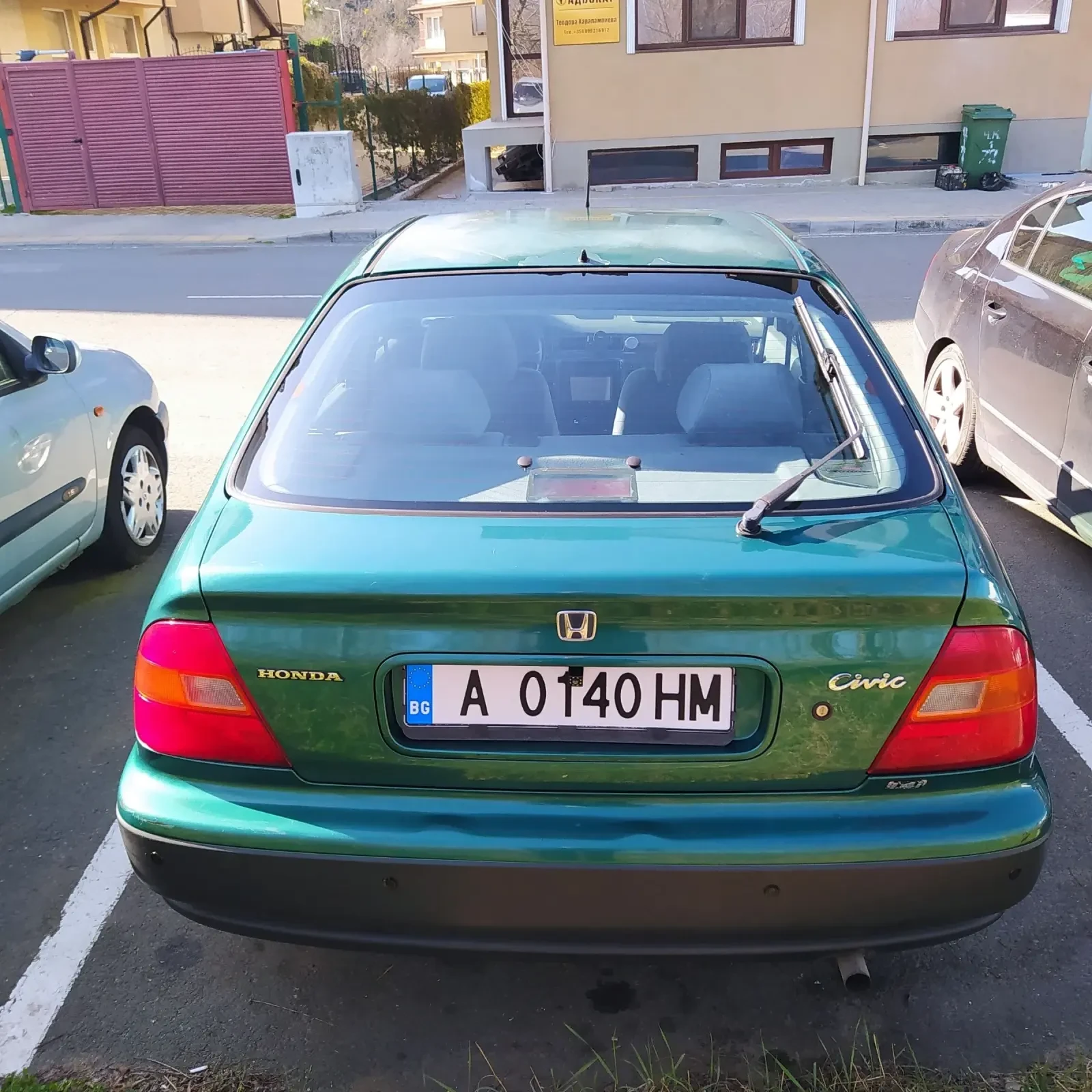 Honda Civic 1, 4 is автоматик , снимка 4 - Автомобили и джипове - 53827573
